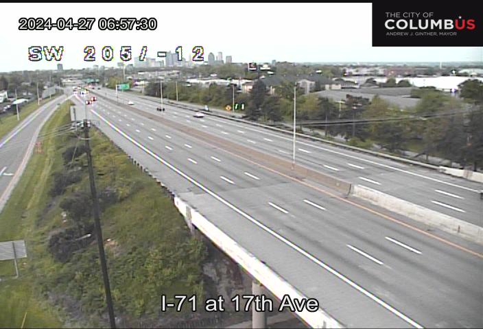 Traffic Cam I-71 at 17th Ave Player