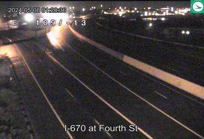 Traffic Cam I-670 at Fourth St Player