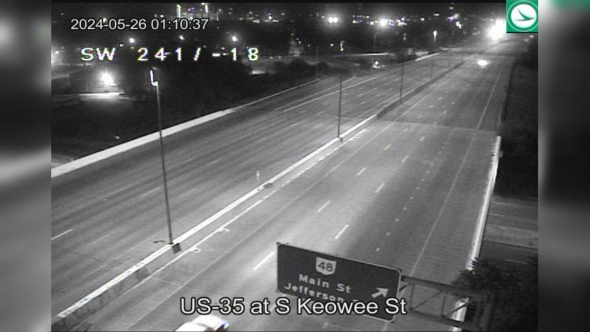 Traffic Cam Saint Annes Hill Historic District: US-35 at S Keowee St Player
