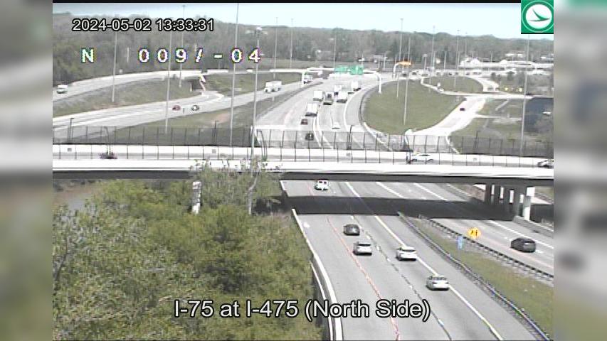 Traffic Cam Toledo: I-75 at I-475 (North side) Player