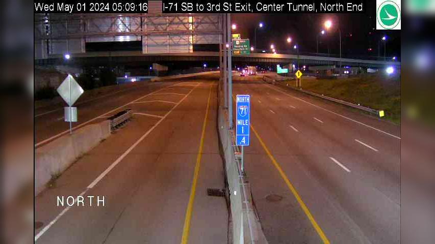 Pendleton: I-71 SB to 3rd St Exit, Center Tunnel, North End Traffic Camera