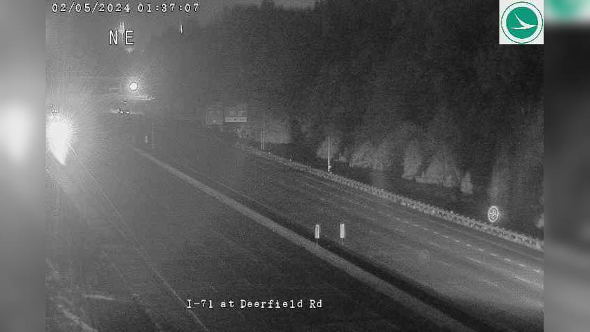 Traffic Cam Blue Ash: I-71 at Deerfield Rd Player