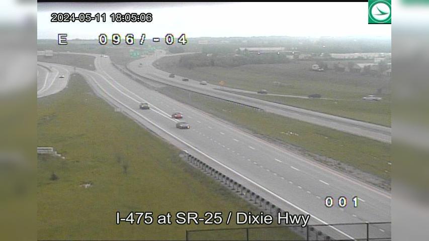 Traffic Cam Maumee: I-475 at SR-25 - Dixie Hwy Player