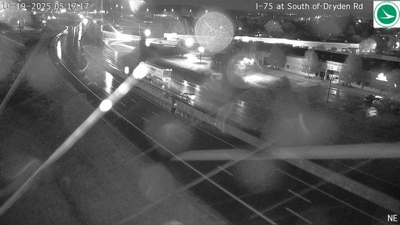 Traffic Cam Moraine: I-75 at South of Dryden Rd Player