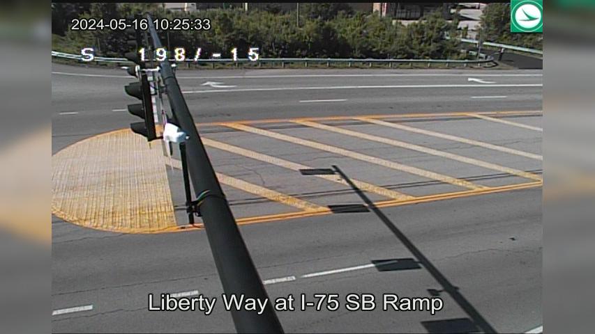 Traffic Cam Wetherington: Liberty Way at I-75 SB Ramp Player