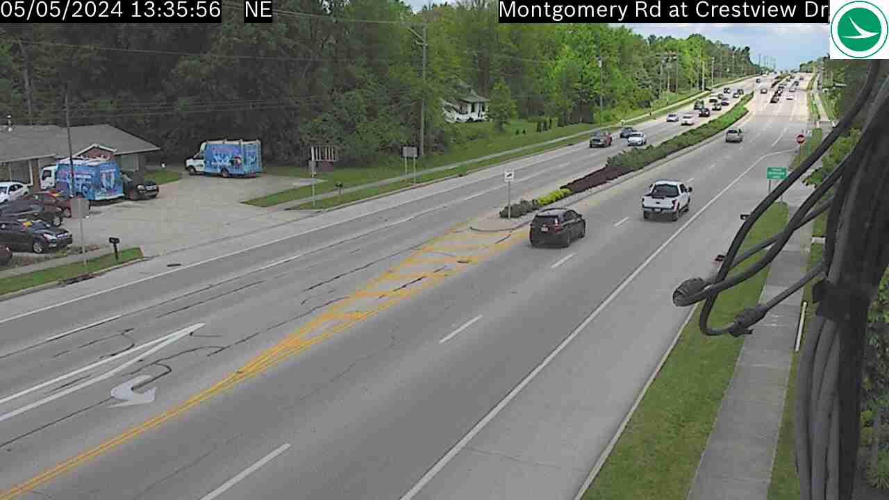 Traffic Cam Twenty Mile Stand: Montgomery Rd at Crestview Dr Player