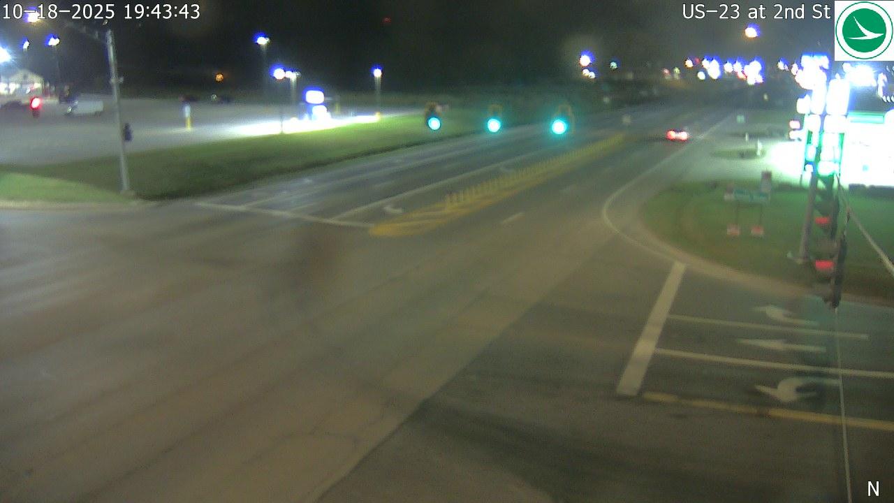 Waverly: US-23 at 2nd St Traffic Camera