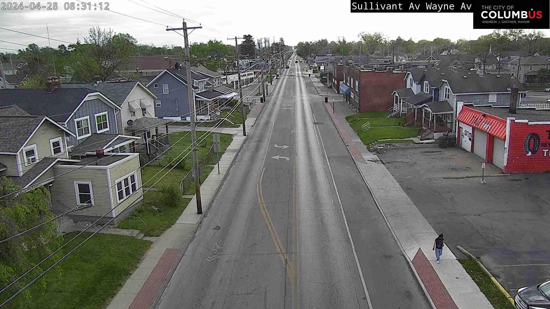 Traffic Cam Valleyview: City of Columbus) Sullivant Ave at Wayne Ave Player