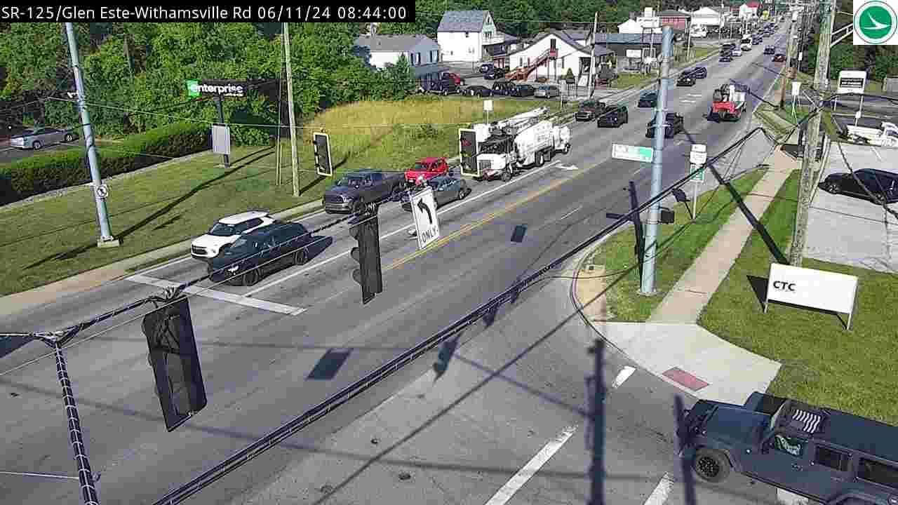 Traffic Cam Withamsville: SR-125 at Glen Este - Rd Player