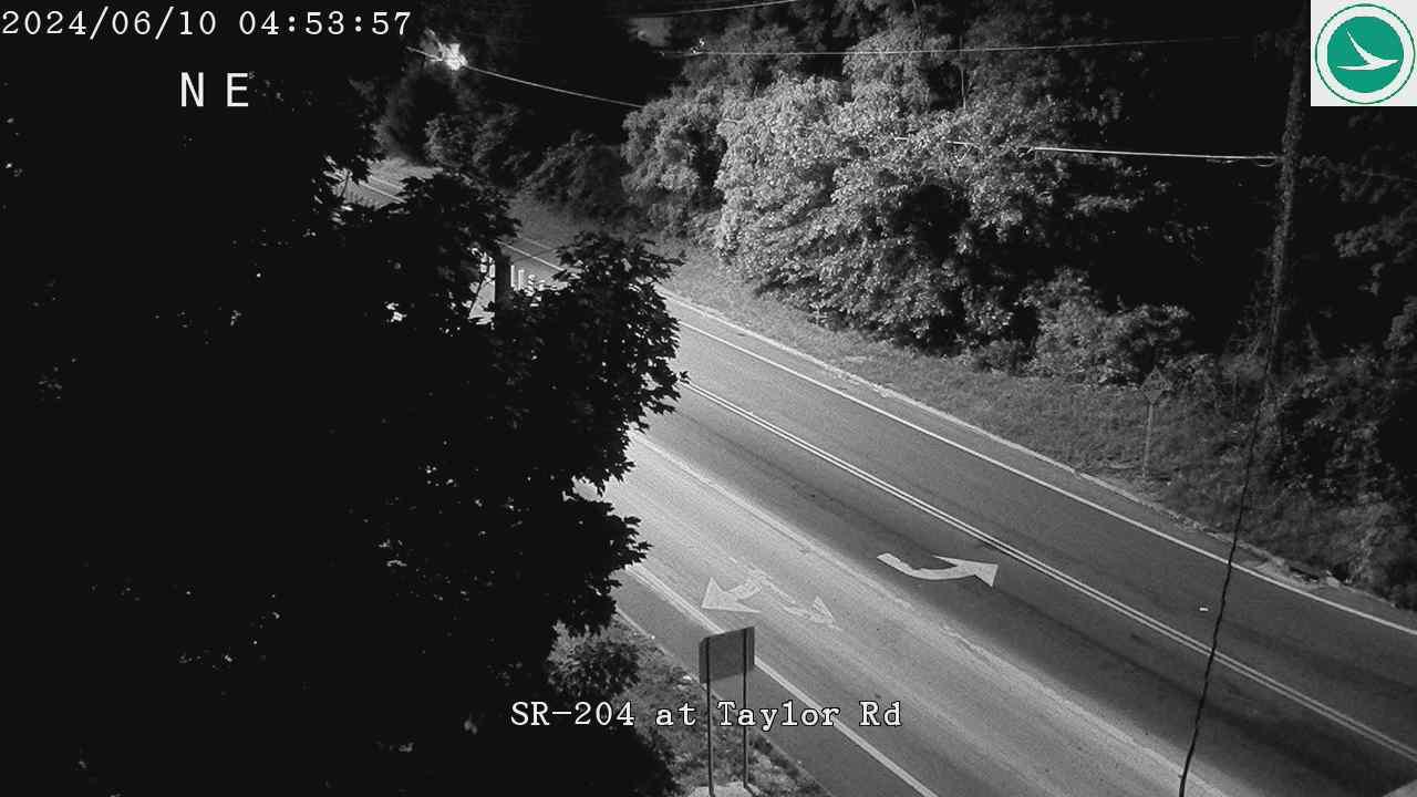 Traffic Cam Chevington Woods North: SR-204 at Taylor Rd Player