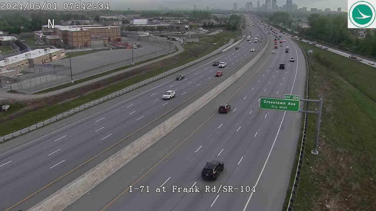 Traffic Cam Columbus: I-71 at Frank Rd/SR-104 Player