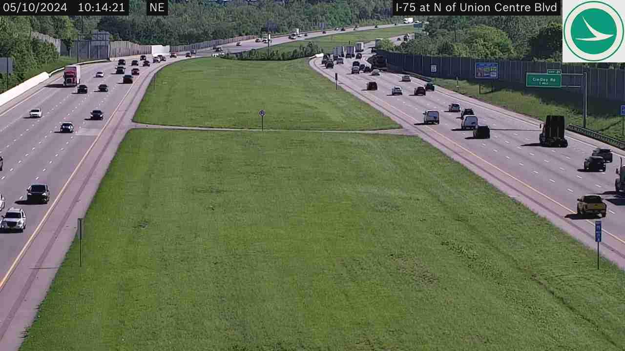 Traffic Cam West Chester: I-75 at N of Union Centre Blvd Player