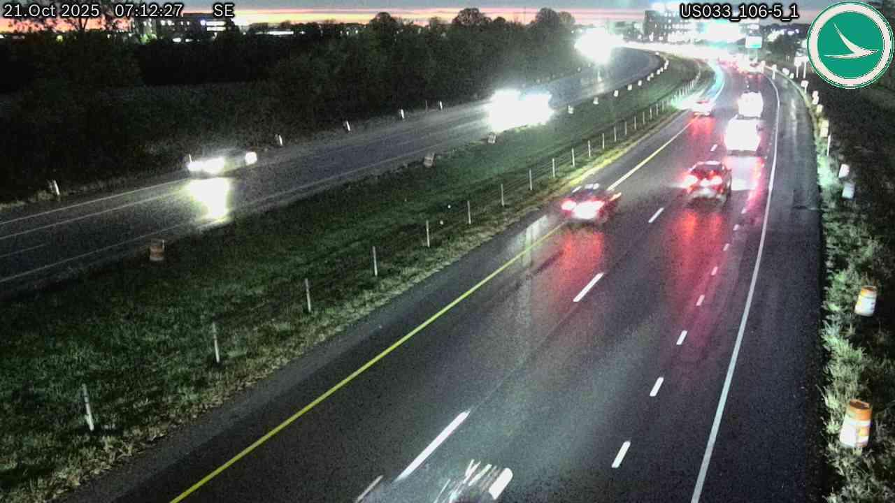 Traffic Cam Lamb Corners: US-33 at E of Post Rd Player