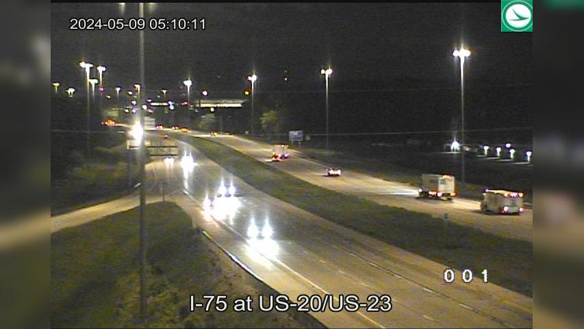Traffic Cam Perrysburg: I-75 at US-20/US-23 Player