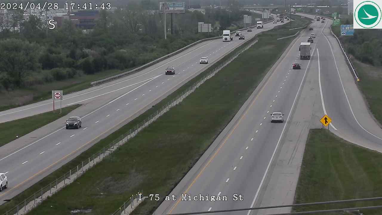Traffic Cam Sidney Courthouse Square Historic District: I-75 at Michigan St Player