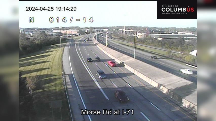 Traffic Cam Columbus: City of - I-71 at Morse Rd Player