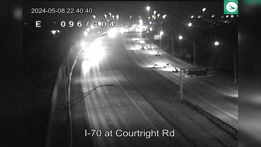 Traffic Cam Columbus: I-70 at Courtright Rd Player