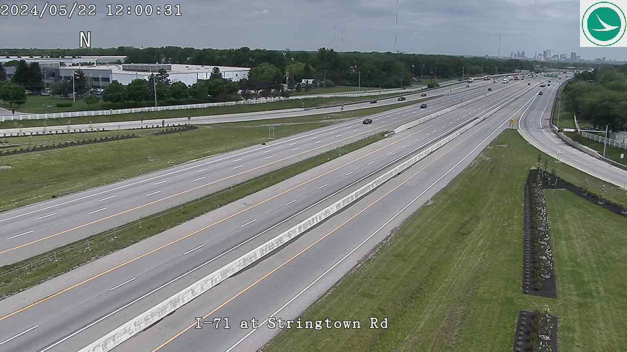 Traffic Cam Grove City: I-71 at Stringtown Rd Player