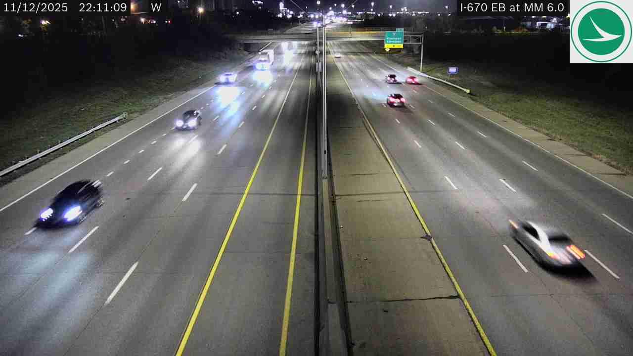 Traffic Cam Shepard: I-670 EB at MM 6.0, E of Joyce Ave Player