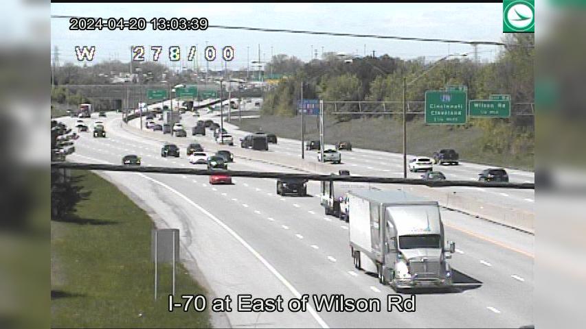 Traffic Cam Columbus: I-70 at East of Wilson Rd Player