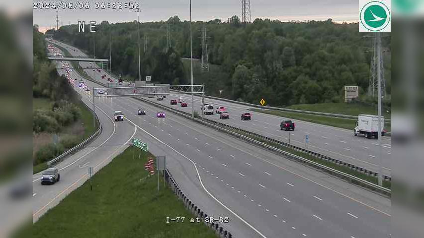 Traffic Cam Broadview Heights: I-77 at SR-82 Player
