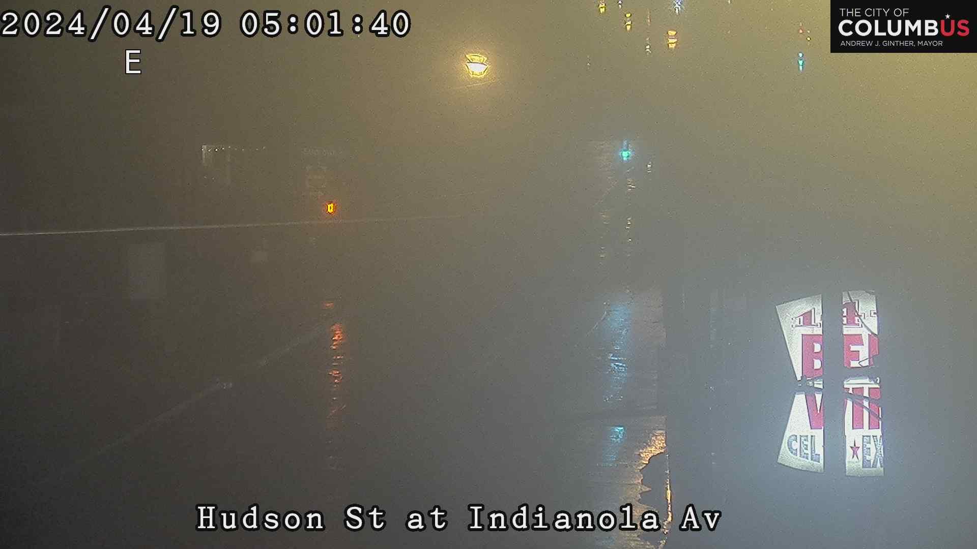 Traffic Cam Old North Columbus: City of Columbus) Hudson St at Indianola Ave Player
