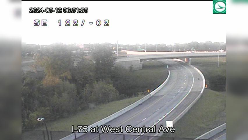 Traffic Cam Toledo: I-75 at West Central Ave Player