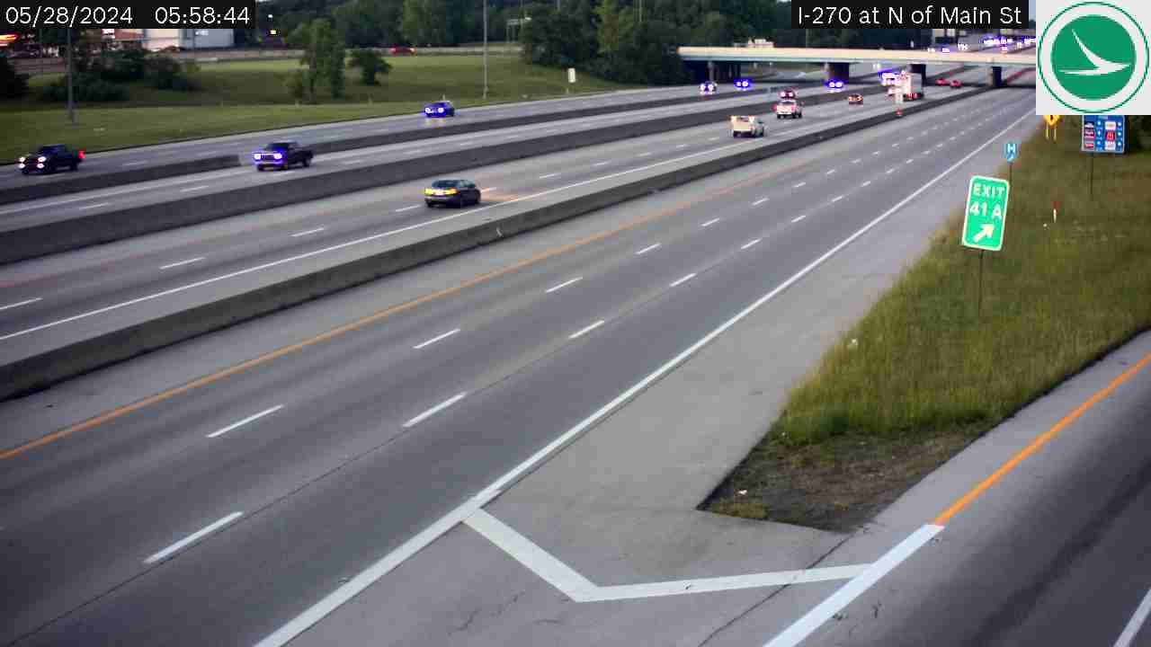 Traffic Cam Idlewood Manor: I-270 at N of Main St Player