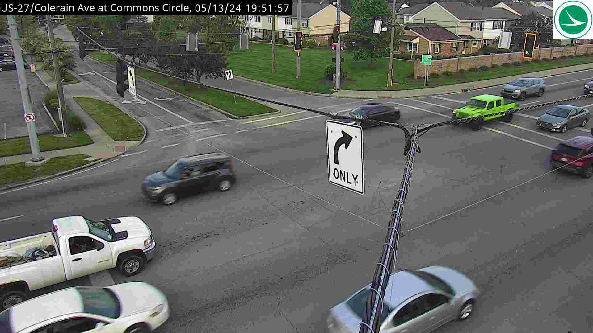 Traffic Cam Colerain Heights: US-27/Colerain Ave at Commons Circle Player