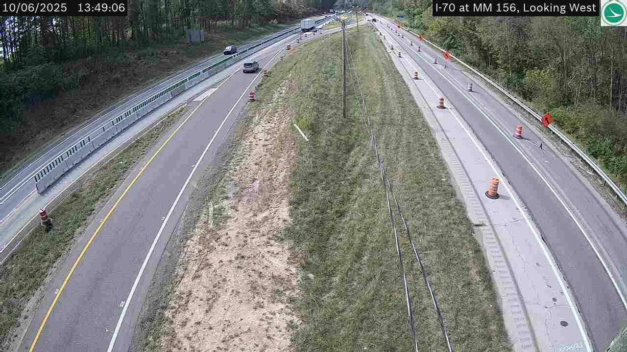 Traffic Cam Pleasant Grove: I-70 at MM 156, Looking East Player