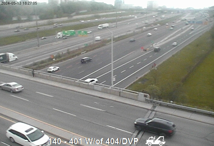 Traffic Cam Highway 401 near Don Mills Road Player