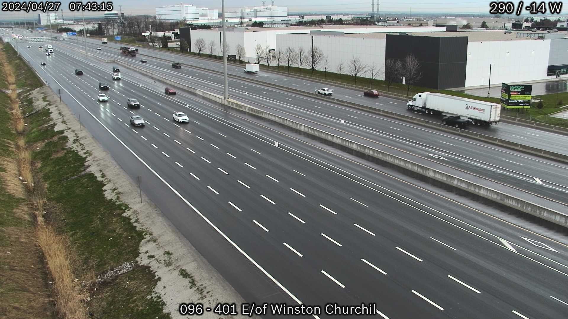 Traffic Cam Highway 401 east of Whites Road Player