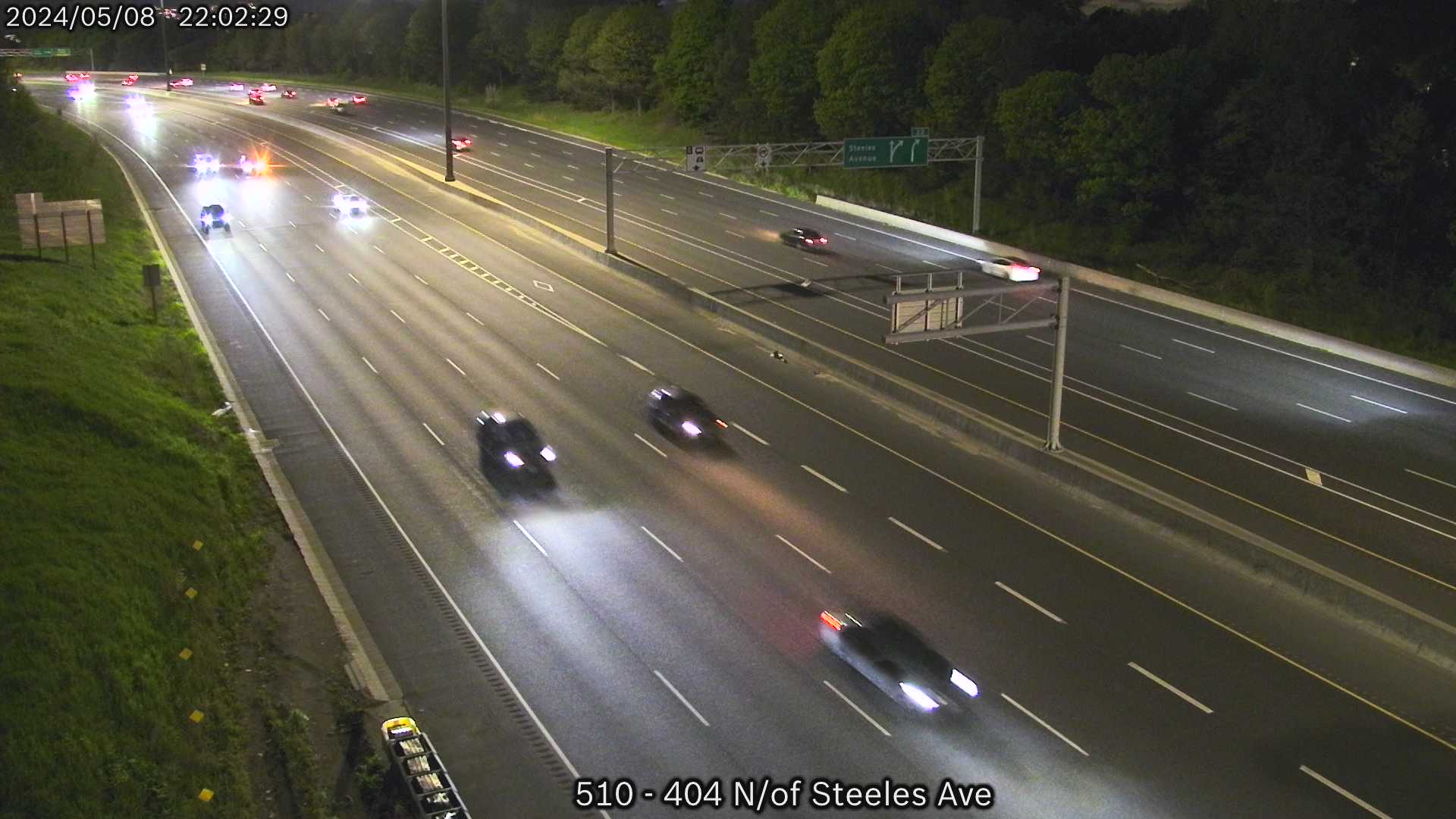 Traffic Cam Highway 404 North of Steeles Avenue Player