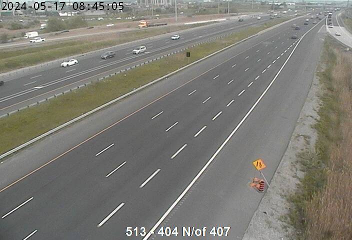 Traffic Cam Highway 404 South of Highway 7 Player