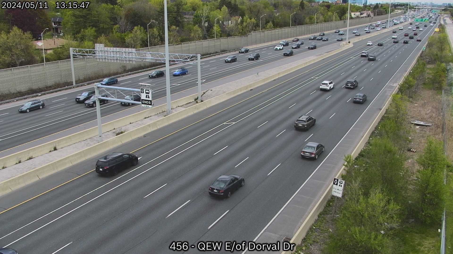 Traffic Cam QEW east of Dorval Drive Player