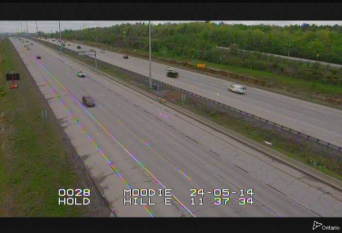 Traffic Cam 417 WEST OF MOODIE DRIVE Player