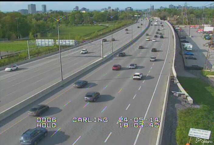 Traffic Cam Highway 417 south of Carling Avenue Player