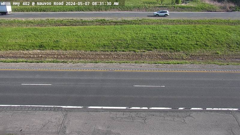 Traffic Cam Highway 402 near Nauvoo Road  - West Player