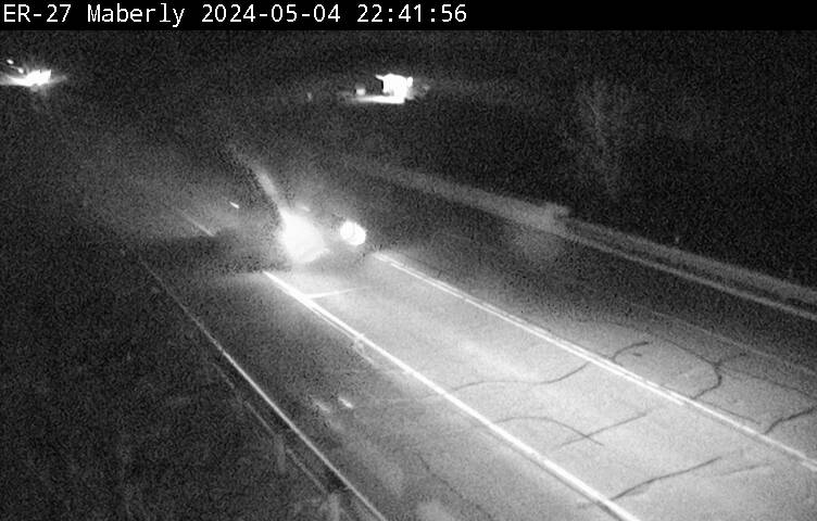 Traffic Cam Highway 7 near Maberly Main St - East Player