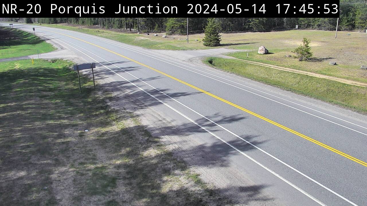 Traffic Cam Highway 11 near Jacobs Hill Rd - North Player
