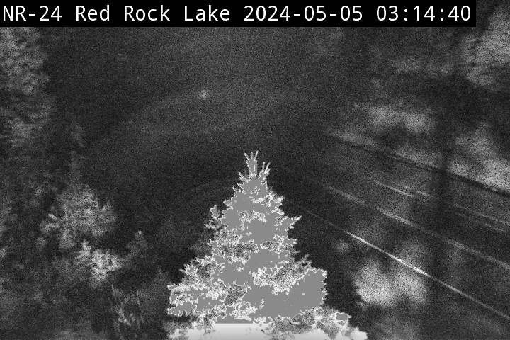 Traffic Cam Highway 17 near Red Rock Lake - South Player