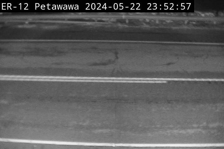 Traffic Cam Hwy 17 at Petawawa River Bridge - North Player