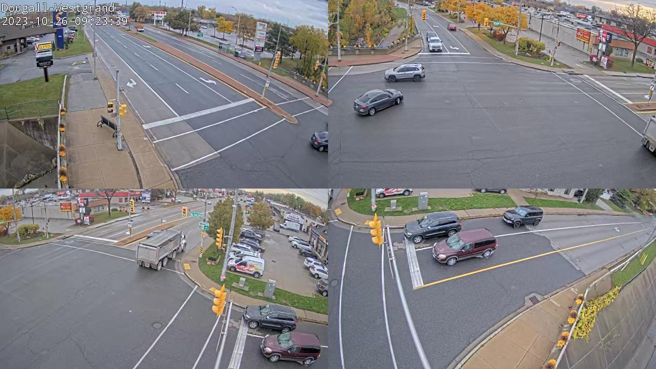 Traffic Cam LaSalle: Dougall Ave & West Grand Blvd Player