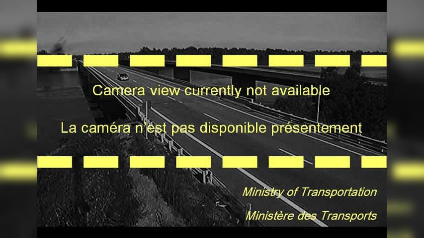 Traffic Cam South Glengarry: Highway 401 near Lancaster Player