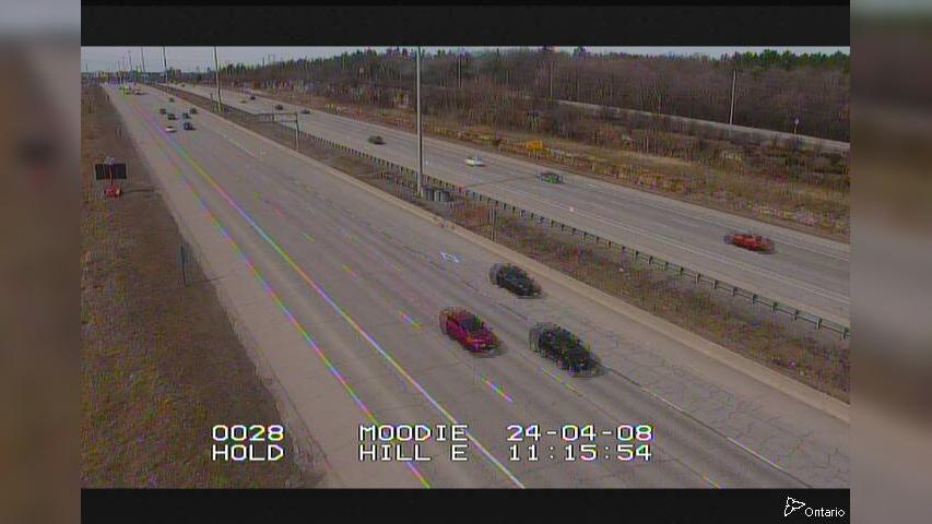 Traffic Cam Nepean: 417 WEST OF MOODIE DRIVE Player