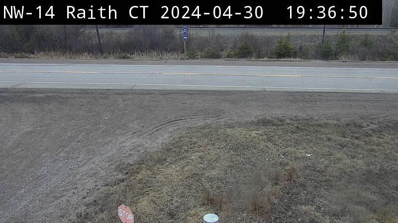 Traffic Cam Unorganized Thunder Bay District: Highway 17 near Raith (Central Time) Player