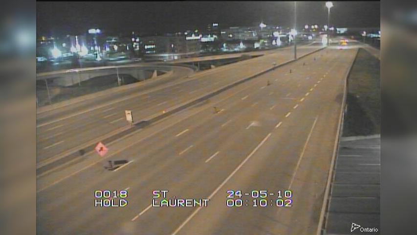 Traffic Cam (Old) Ottawa: HWY 417 NEAR ST. LAURENT BLVD Player