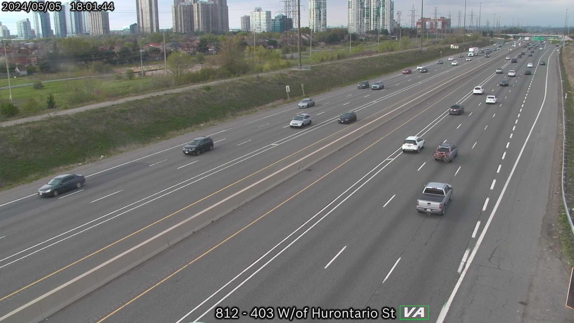 Traffic Cam Fairview: Highway 403 near West of Hwy Player
