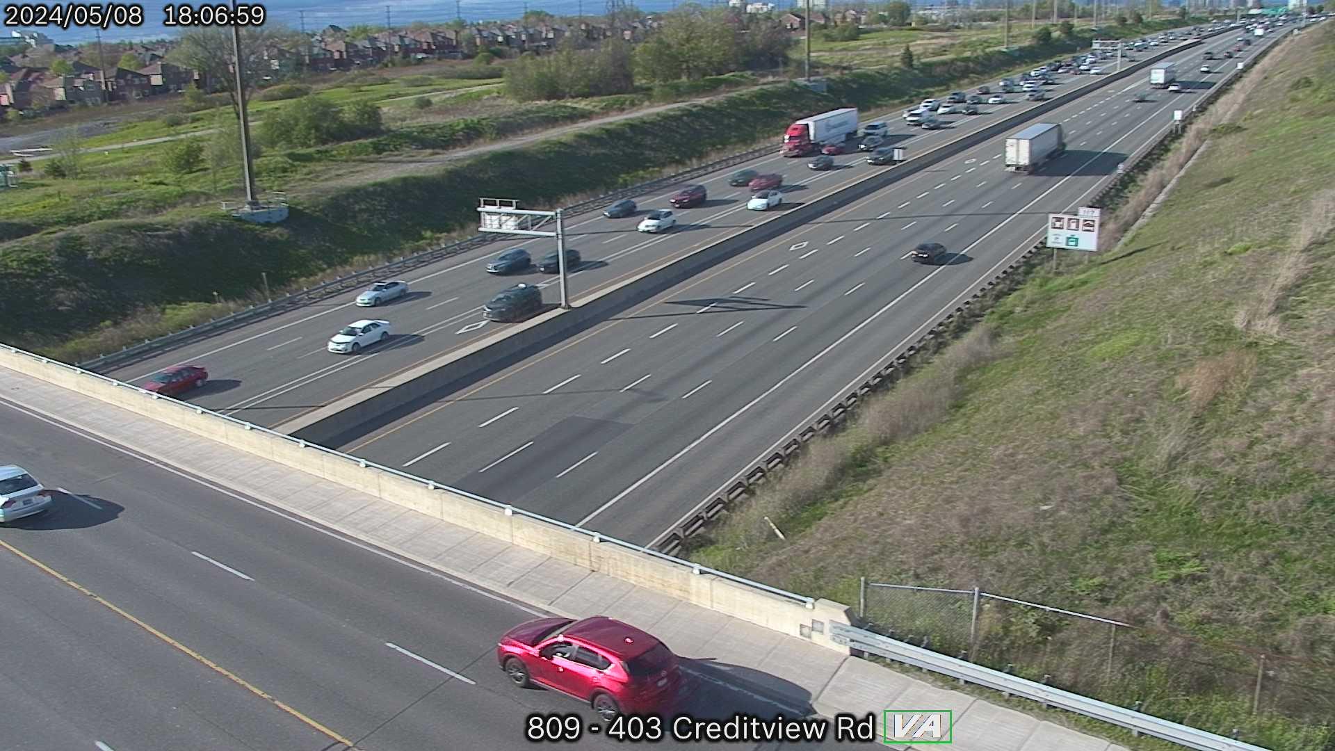 Traffic Cam Mississauga: Highway 403 near Creditview Road Player