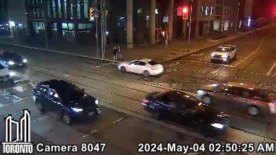 Old Toronto › South-West: Bloor Street West & Bathurst Street Traffic Camera